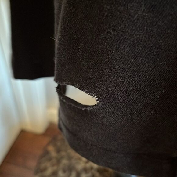 Lucky Brand AC/DC Distressed Ripped Blow Up Your Video Graphic Shirt Music Band - Picture 9 of 11